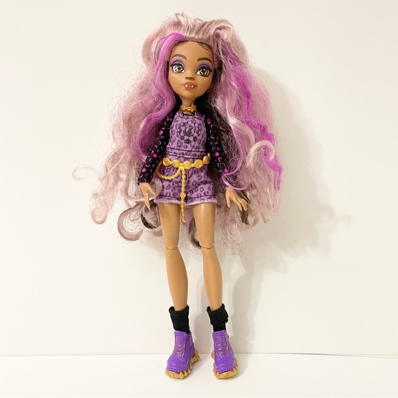 Monster High Clawdeen Wolf Fashion Doll - Picture 1 of 16